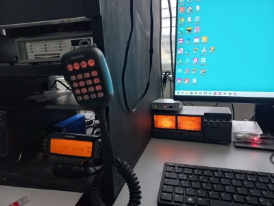 Neuer Packet Radio Digipeater an der Notfunkstation des Roten Kreuz LV Vorarlberg OE9XRK in Feldkirch (c) OE9FWV